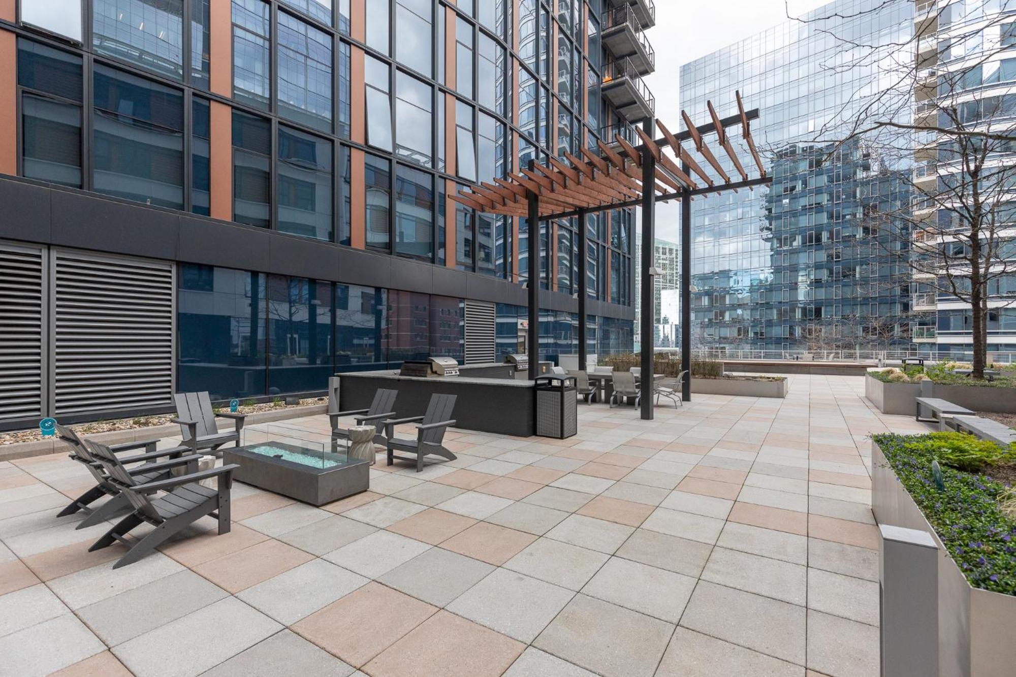 Modern With Water Views Apartamento Boston